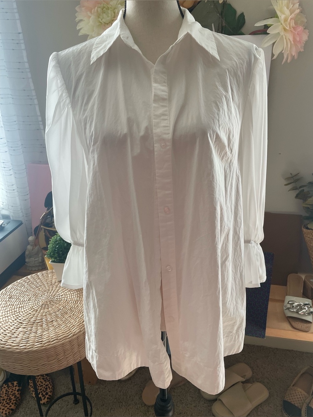 P.Cill Woman’s Blouse is White in SZ M in gently used condition
